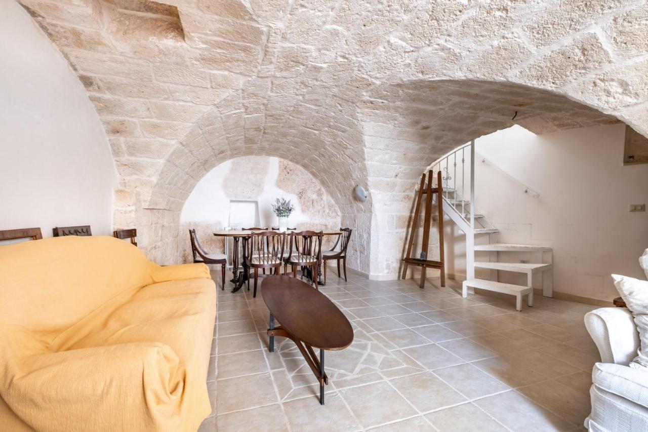Dimora Lucrezia - Big & Central Apatment With Parking Ostuni Exterior foto